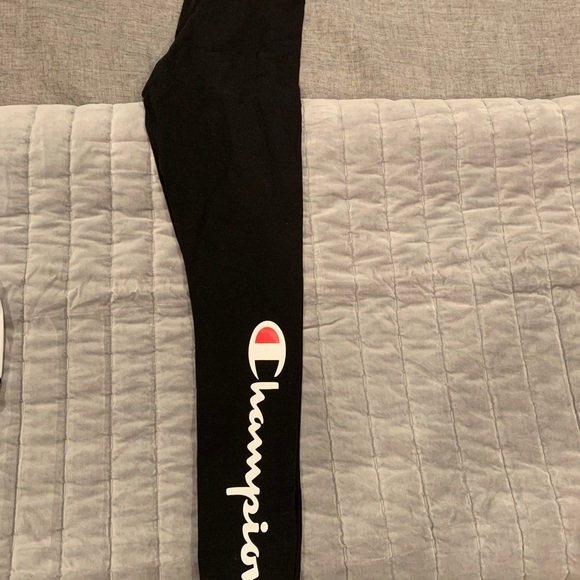 Champion bra top and leggings - Picture 3 of 10